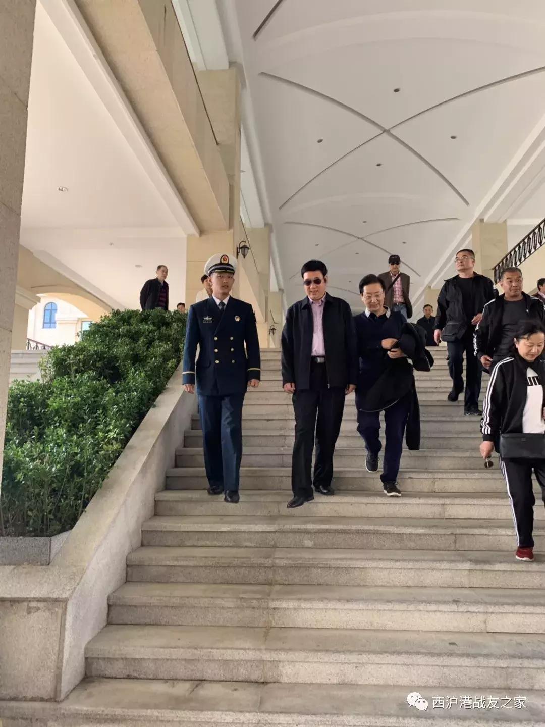 青岛第一潜艇基地，探寻中国海军潜艇力量的摇篮，探访中国海军潜艇力量的摇篮，青岛第一潜艇基地