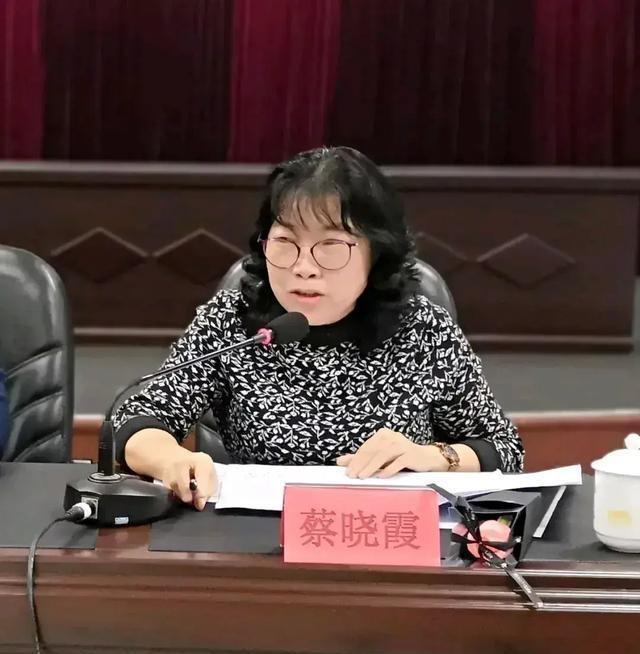 清风拂面，新闻破晓，今天刚刚发生的重大新闻，今日热点新闻，清风拂面，重大事件破晓时刻！