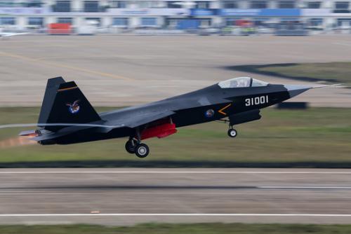中国空军目前主力战机，翱翔天际的雄鹰，中国空军主力战机，翱翔天际的雄鹰