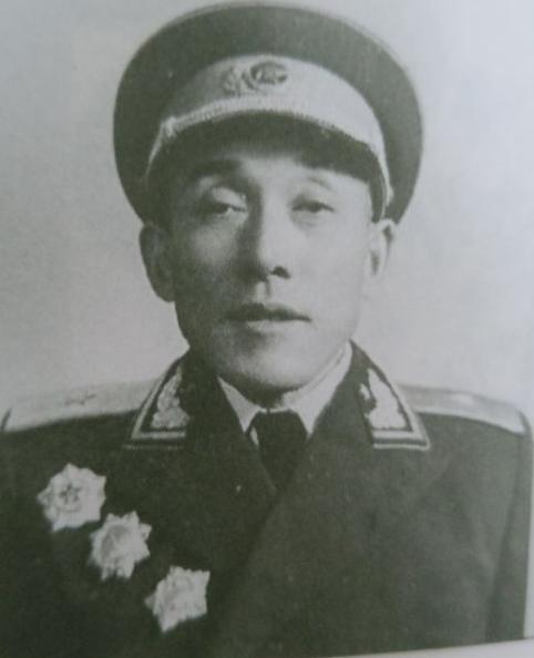 军人胸前勋章等级，荣耀的象征与时代的印记，军人勋章等级，荣耀与时代的象征