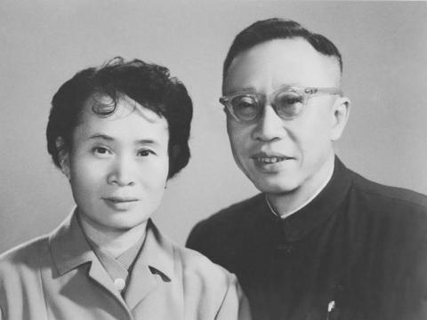 军事科技在2006年的发展与影响，军事科技在2006年的突破性进展及其深远影响