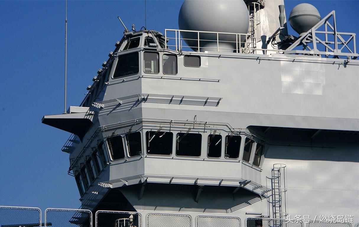 俄罗斯西北风两栖攻击舰,现代海军力量的璀璨明珠,俄罗斯西北风两栖攻击舰,现代海军力量的璀璨代表