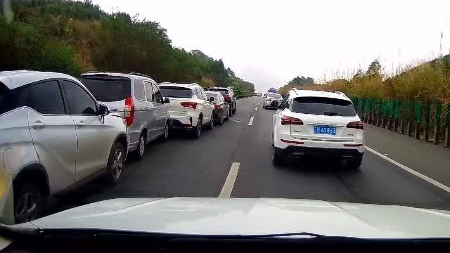 特大车祸事件震惊全城，今天的社会焦点，特大车祸事件引发社会震动，成今日焦点