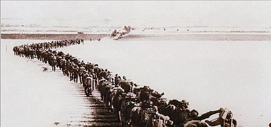 中国人民志愿军的英勇岁月，回望1950年10月19日的辉煌历程，回望辉煌历程，中国人民志愿军英勇岁月，纪念1950年10月19日