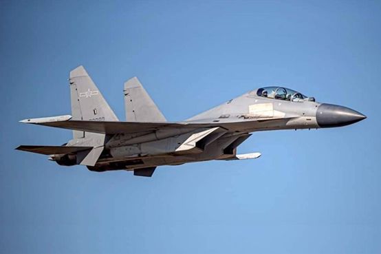 歼-16并非隐形战斗机，解析其特点与定位，歼-16的特点与定位解析，非隐形战斗机的实力担当