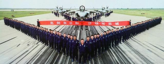 中国歼-12战机数量，揭示背后的力量与战略考量，中国歼-12战机数量揭秘，背后的力量与战略考量