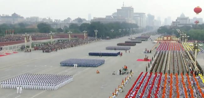盛世盛典，回顾2009年国庆阅兵解说，盛世盛典回顾，2009年国庆阅兵精彩瞬间解说