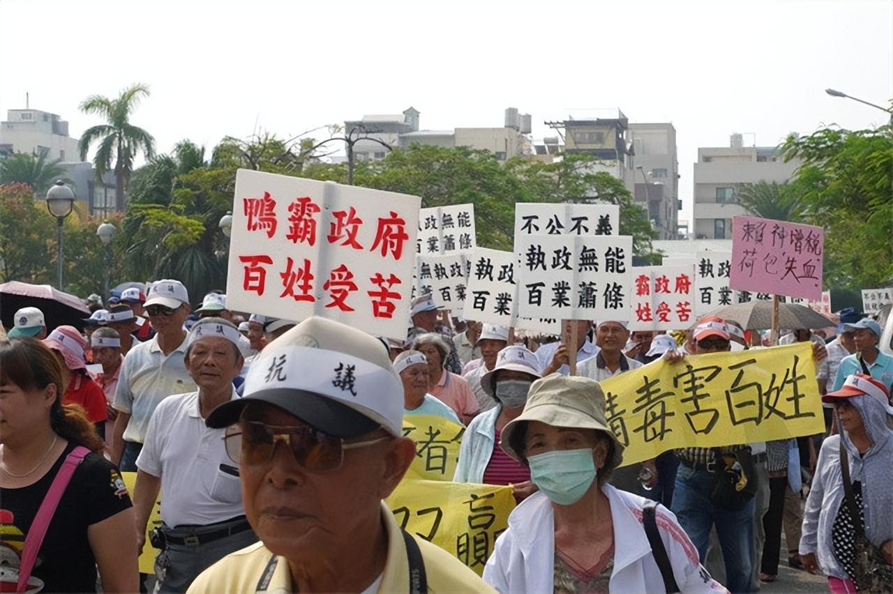 台湾会和我们打仗吗？——深化两岸关系，促进和平发展，深化两岸关系，避免冲突，促进和平发展——两岸战争的可能性分析。