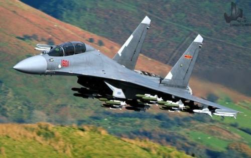 歼16比赛,空中力量的巅峰对决,歼16巅峰对决,空中力量的荣耀之战