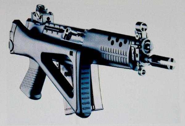 L85A2突击步枪，现代战争的利器，L85A2突击步枪，现代战争的精英利器