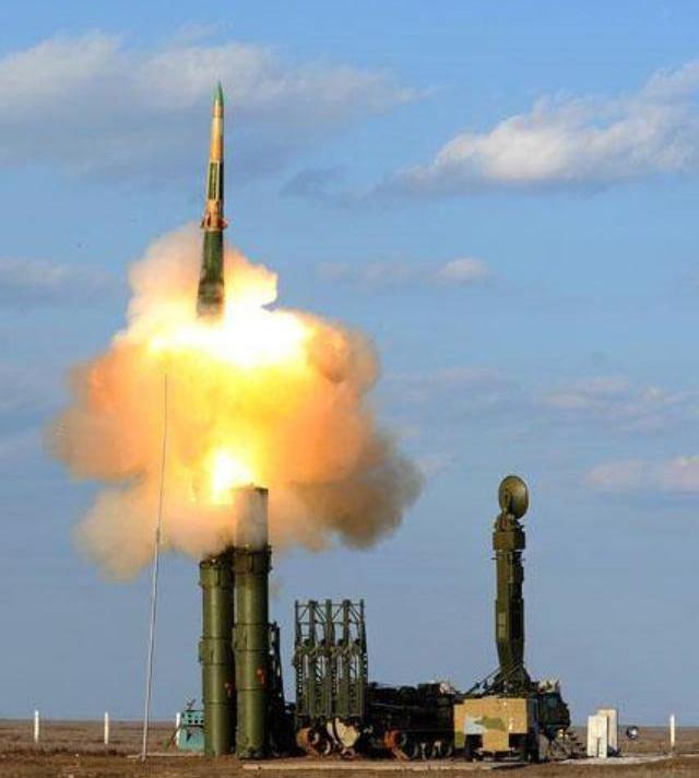 红旗-8导弹,解析其卓越性能与影响力,红旗-8导弹,卓越性能与广泛影响力的深度解析