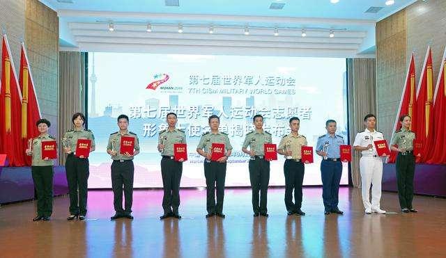 三军仪仗队图片霸气卡通动漫展现的荣耀与力量，三军仪仗队图片展现荣耀与力量的霸气卡通动漫风采