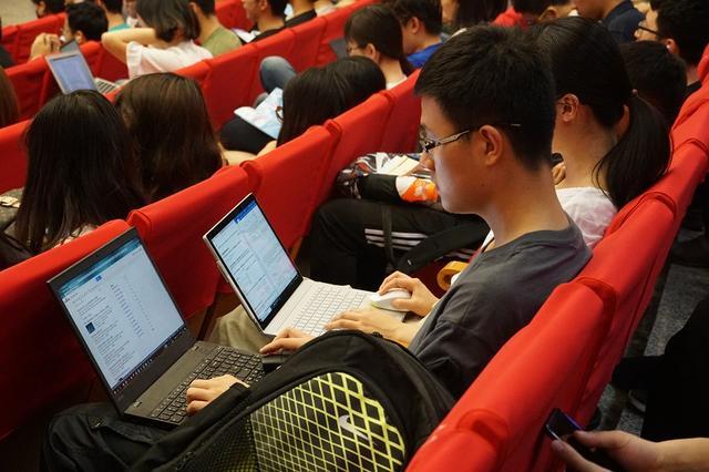 中国人民解放空军成立的时间，历史沿革与伟大贡献，中国人民解放空军，成立历程、历史沿革与伟大贡献