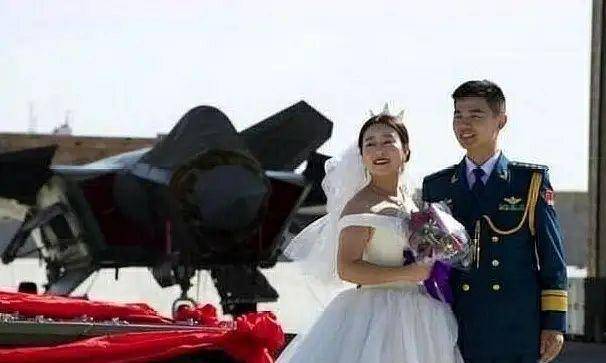 王牌飞行员廖勇，空中骄子的传奇人生，王牌飞行员廖勇，空中骄子的传奇人生之旅