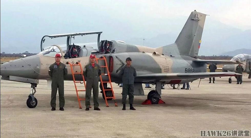 中国空军现役教练机，培养飞行员的摇篮，中国空军现役教练机，培养飞行员的成长摇篮