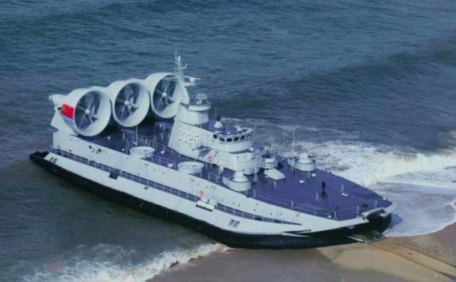中国海军气垫登陆艇，新时代的海上先锋力量，中国海军气垫登陆艇，新时代海上先锋力量的展现