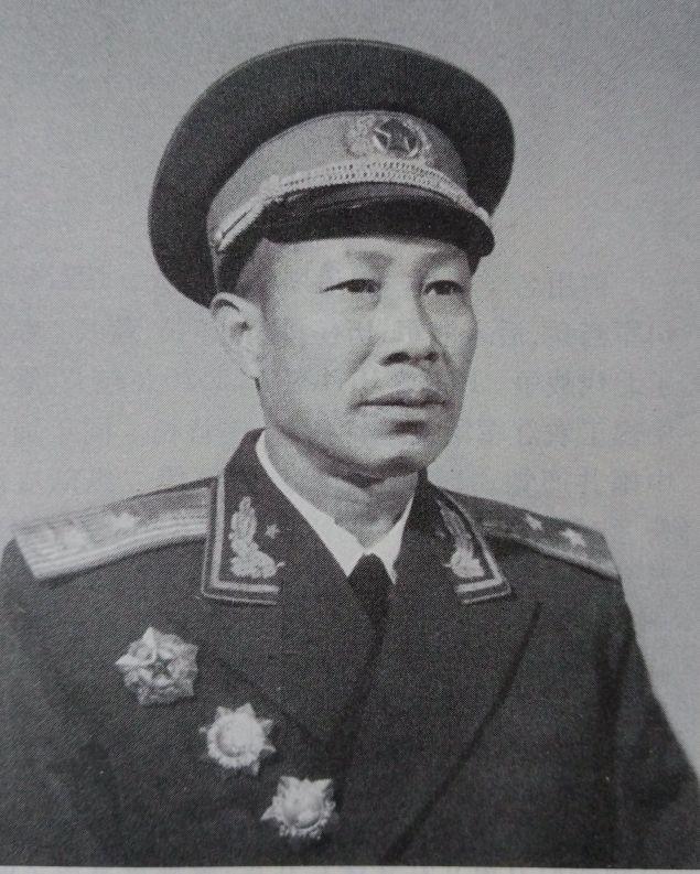 勋章等级一览表，荣誉的象征与成就的阶梯，勋章等级一览表，荣誉的象征，成就之巅