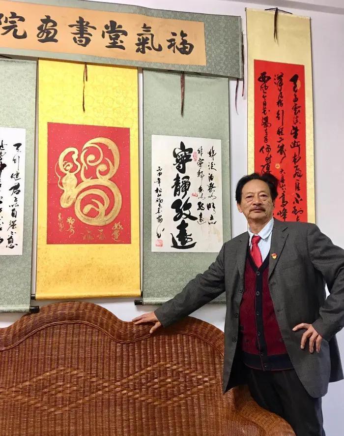 李长福书法家，墨香中的艺术人生，墨香人生，书法家李长福的艺术之旅
