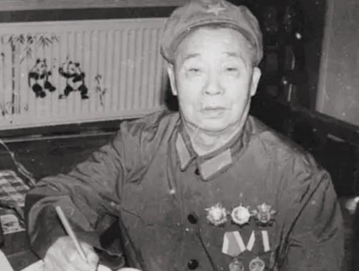 梁兴初之子梁晚源，岁月如歌，人生之旅，梁晚源，梁兴初之子的人生之旅