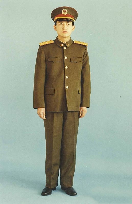 探究85军服与87军服的区别，探究85军服与87军服的不同之处