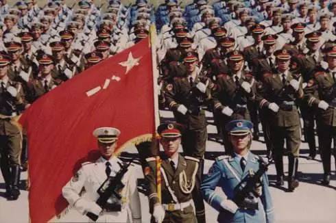 中国人民解放军精神，坚韧不拔的英雄之魂，中国人民解放军精神，坚韧不拔的英雄之魂赞歌