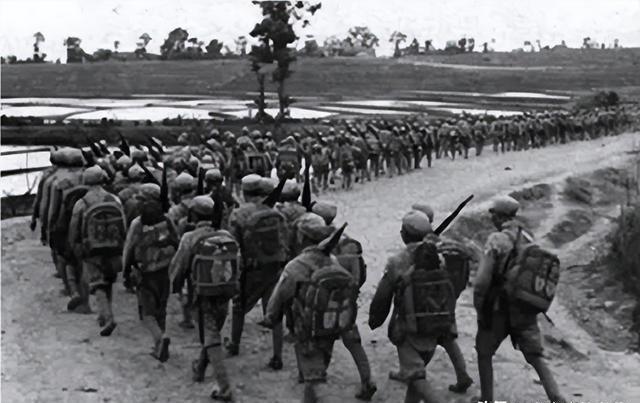 空军空降兵级别高低的探讨，空军空降兵级别探讨，层级差异与职责解析