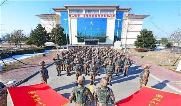 部队六个新变化，迈向现代化军事建设的步伐，部队迈向现代化建设的六大新变化