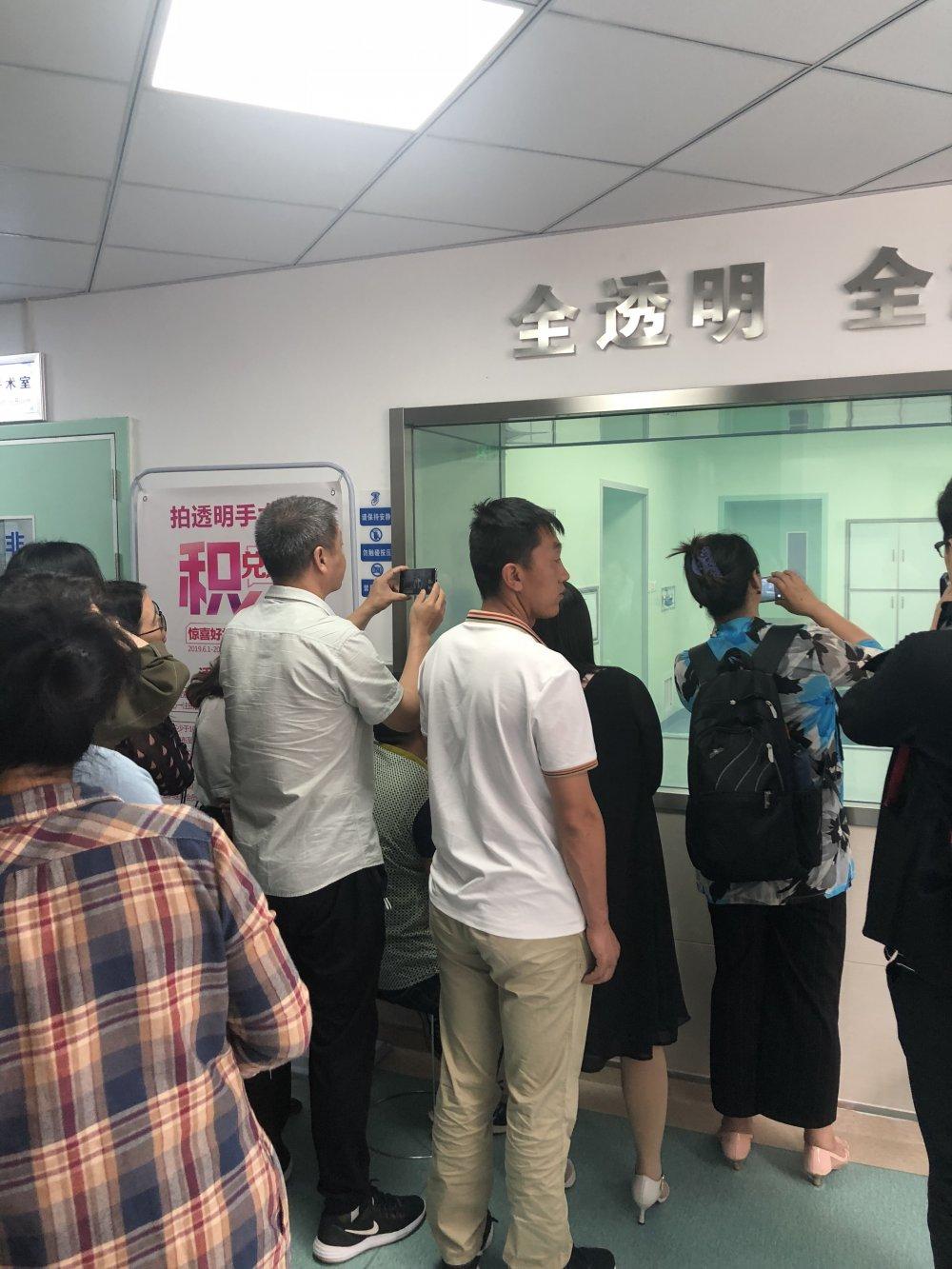考警校提前多久做飞秒激光近视手术，深度解析与指导，警校近视手术指南，飞秒激光手术时间与准备建议