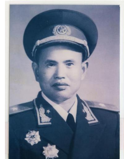共和国勋章，荣誉背后的责任与权益探讨，共和国勋章，荣誉背后的责任与权益深度探讨