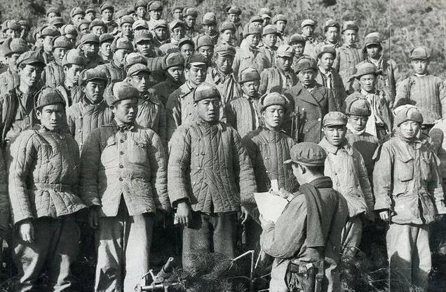 志愿军是否应被认定为军人，一种多维度的探讨，关于志愿军是否应被认定为军人的多维度探讨