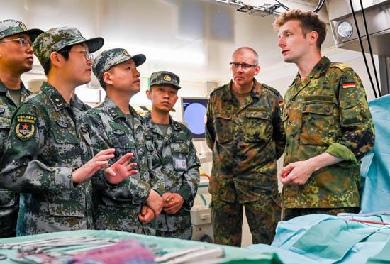 德媒中德借卫勤实兵联演互学互鉴，德媒参与中德卫勤实兵联演，互学互鉴的军事合作实践