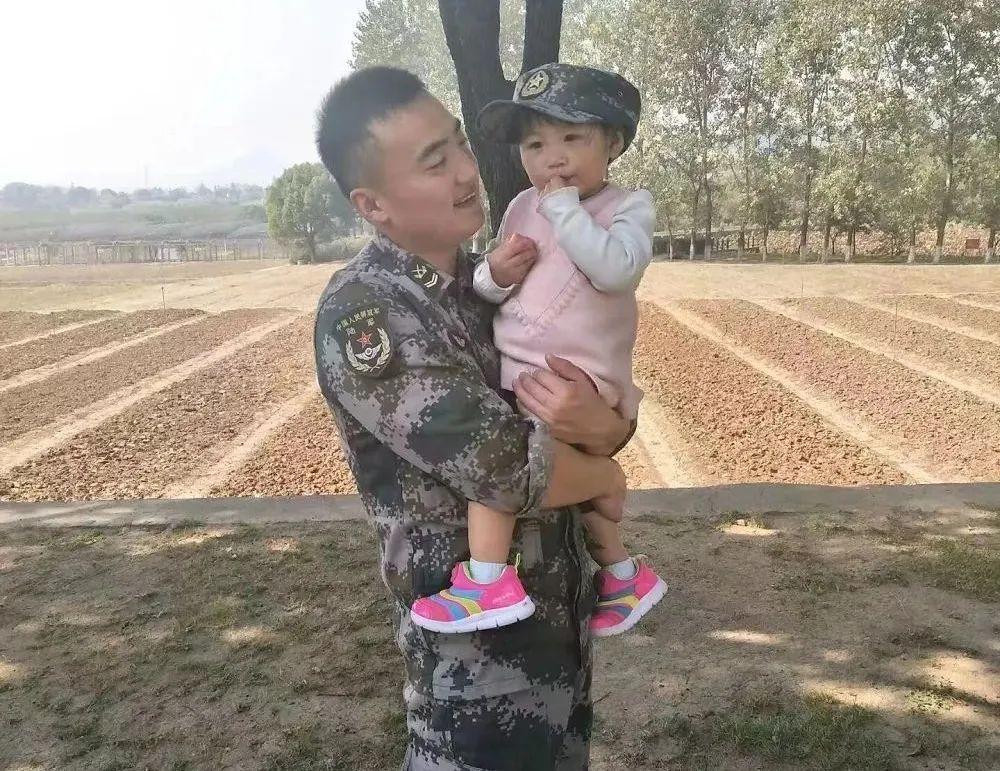 三军仪仗队老照片，历史的见证与时代的记忆，三军仪仗队老照片，历史的见证与时代记忆