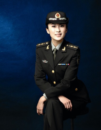 解放军女军官，最美丽的风采与荣耀的高清展现，解放军女军官，风采与荣耀的璀璨展现
