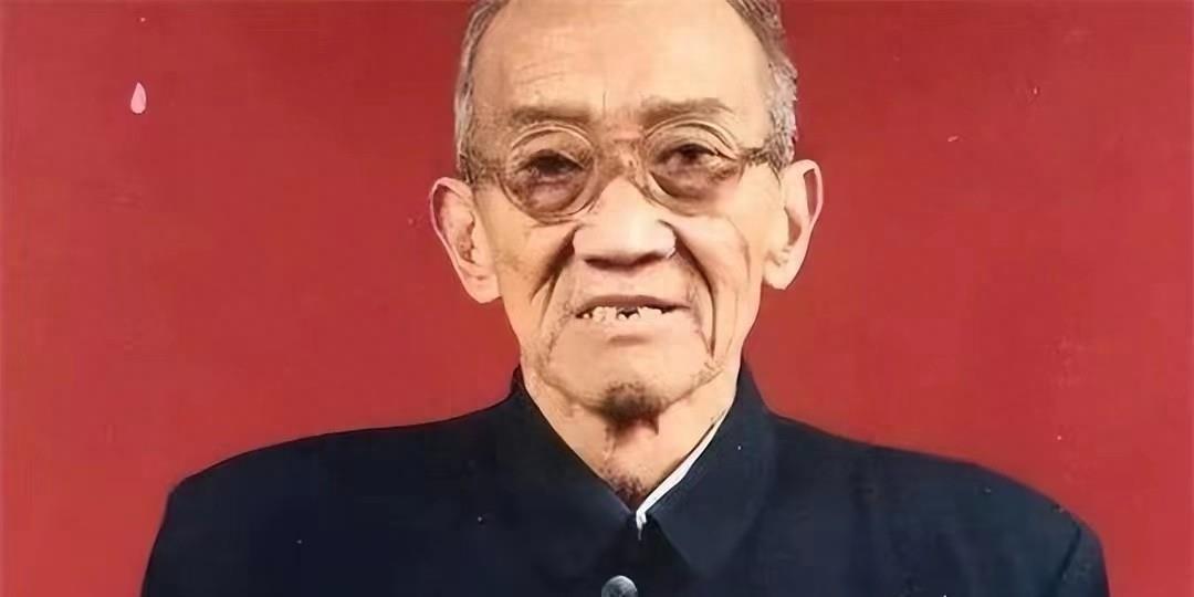 中国人民志愿军跨过鸭绿江奔赴朝鲜战场的时间，英勇的出征，伟大的历史时刻，中国人民志愿军跨江赴朝，英勇出征的伟大历史时刻