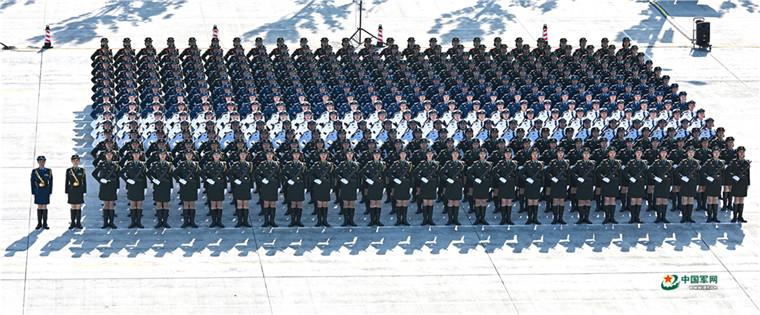高清女兵方队视频，展现飒爽英姿的巾帼力量，高清女兵方队视频，展现巾帼力量的飒爽英姿