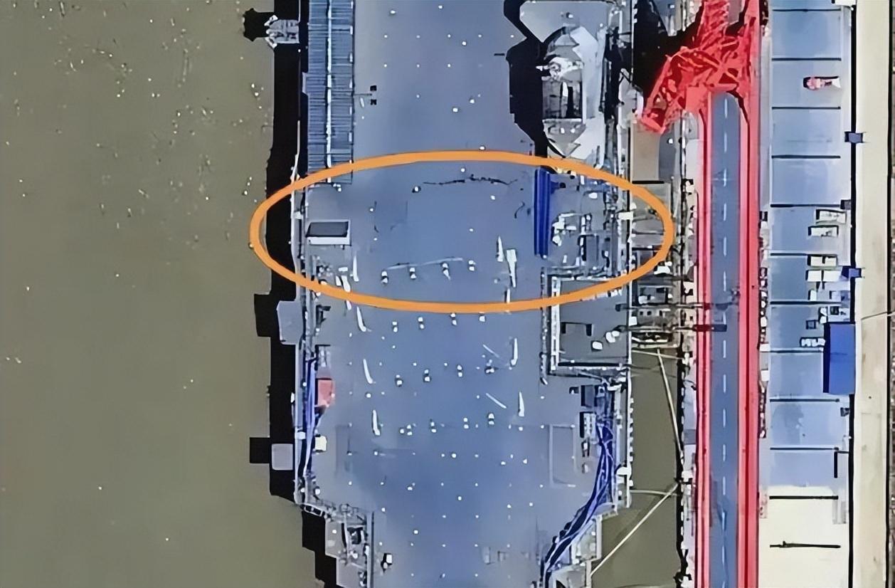 纸板制作航空母舰模型，创意与工艺的完美结合，纸板制作航空母舰模型，创意工艺之典范