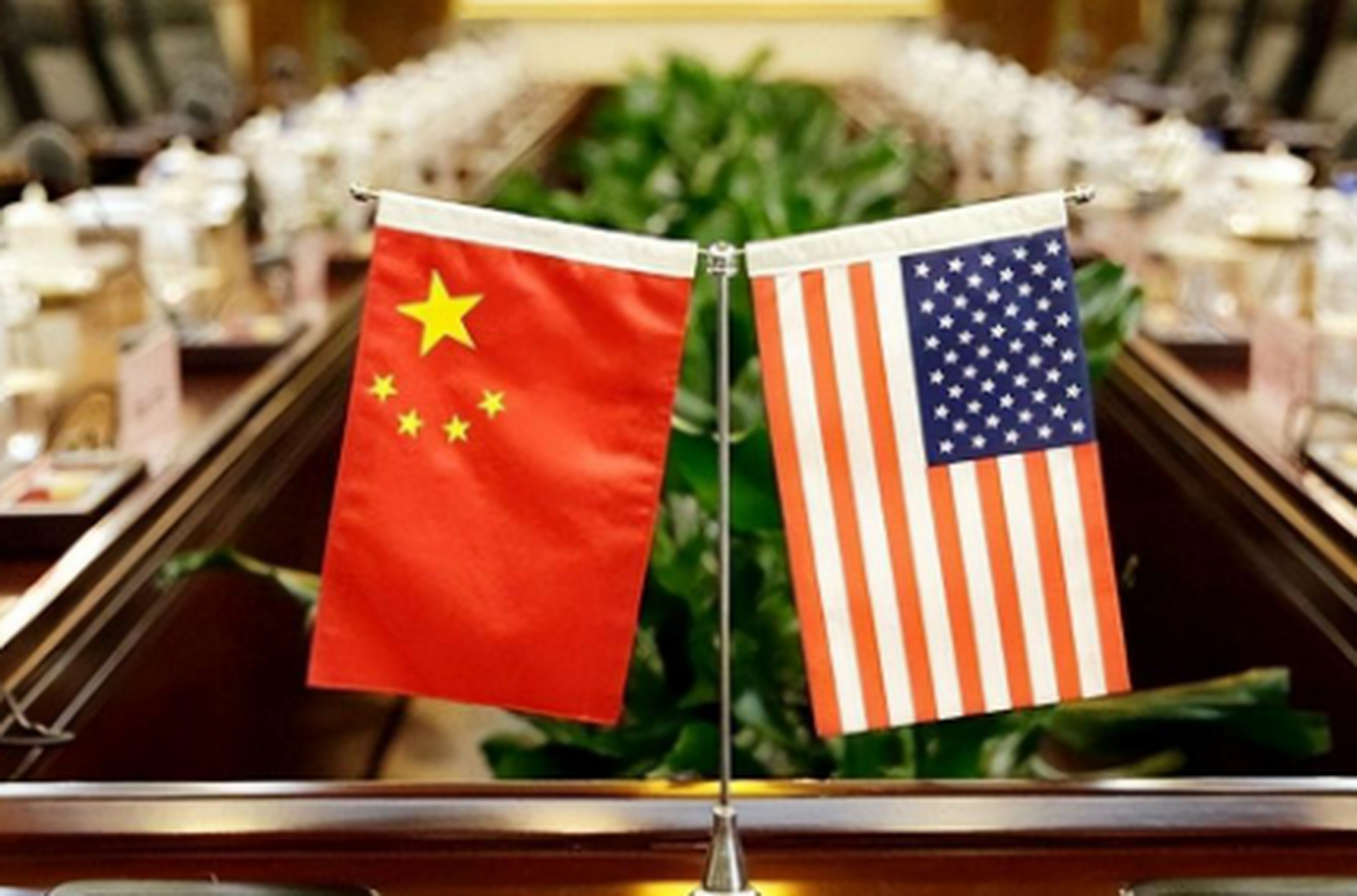 关于今早六点的中美开战传闻解析，中美开战传闻解析，真相揭秘与理性思考