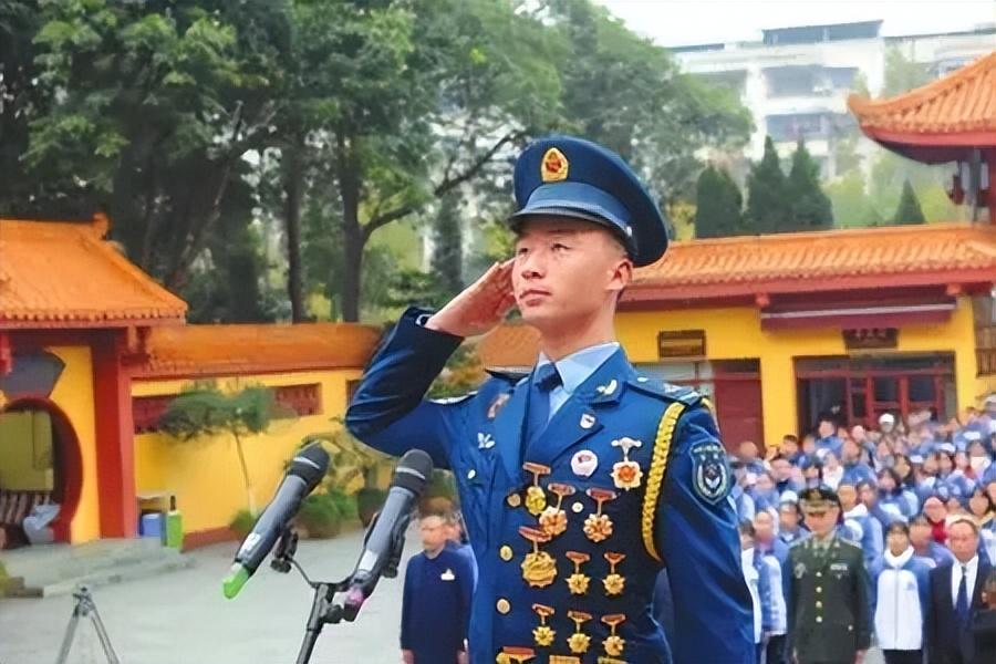 空降兵第15军历任军长概述，空降兵第15军历任军长概览