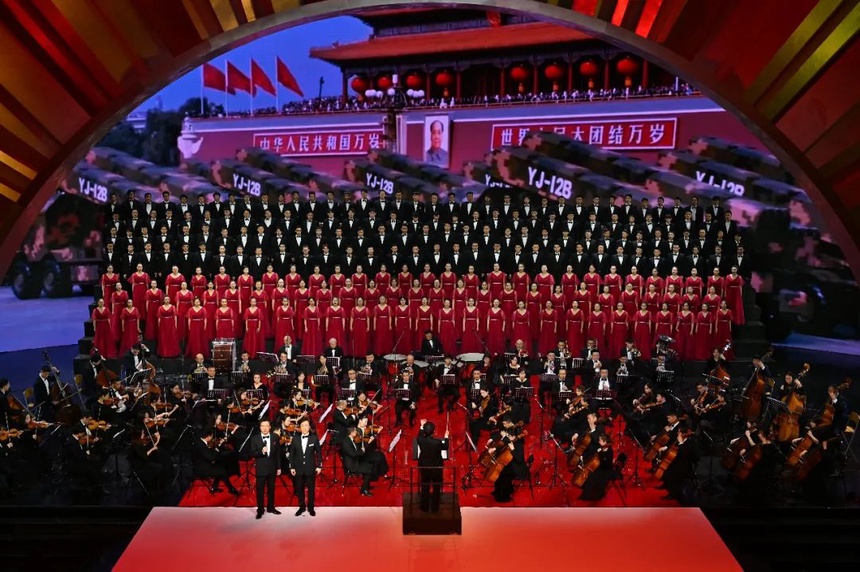中国人民志愿军文艺晚会，战火中的文化之光，战火中的文化之光，中国人民志愿军文艺晚会