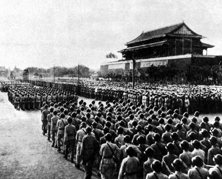 今年十月一日大阅兵，展现国家力量，彰显民族自信，十月一日大阅兵，国家力量展现，民族自信彰显