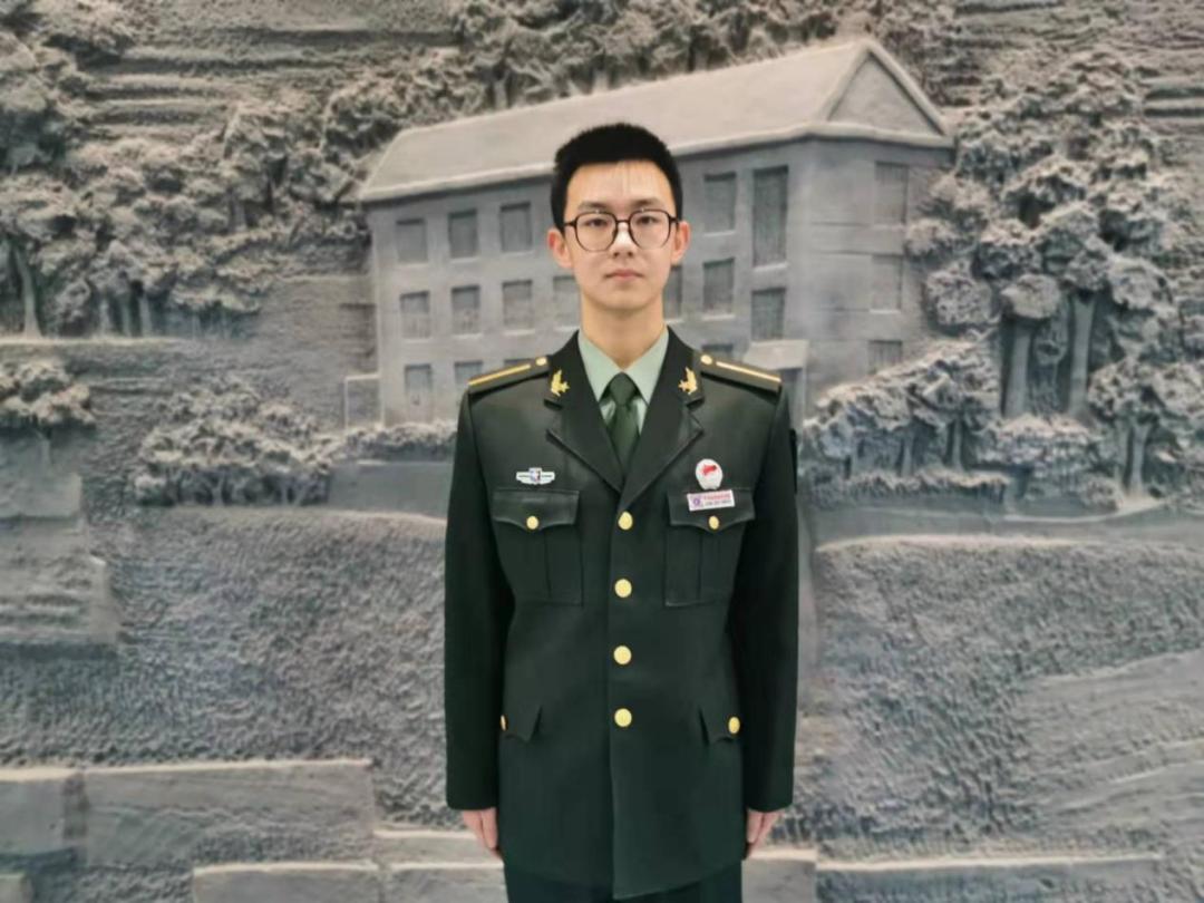 国防军事与党的领导，坚不可摧的国防力量背后的政治领导力，国防军事与党的领导，坚不可摧国防力量的政治领导力之源
