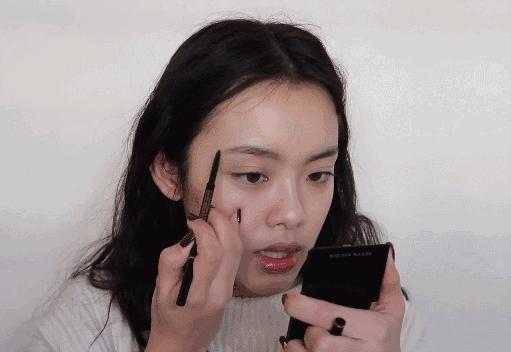 越南女兵与美人计，战争中的多元角色与策略，越南女兵与美人计，战争中的多元角色与战略运用