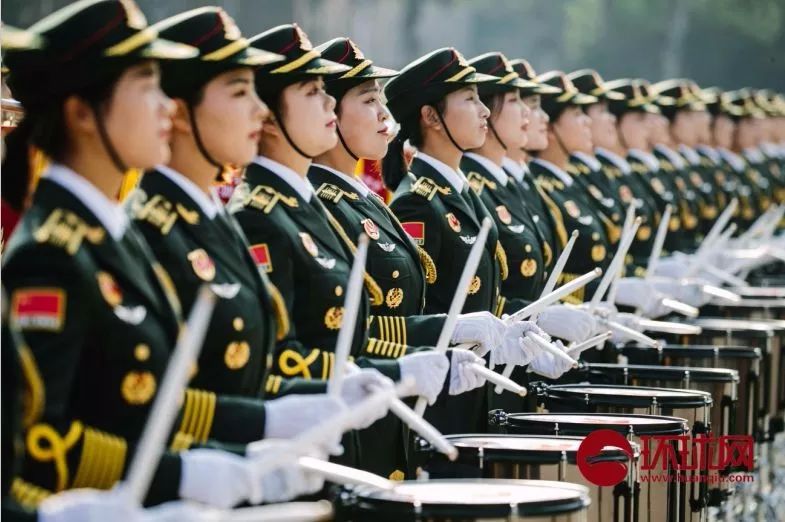 国庆70周年大阅兵完整版简介，国庆70周年大阅兵全程回顾与亮点解析
