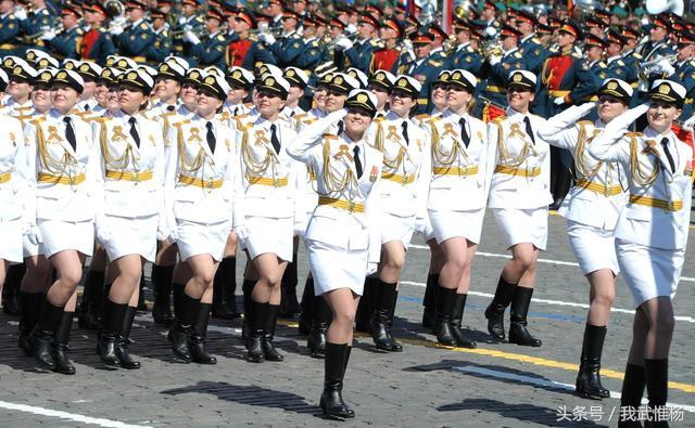 震撼心灵的女子仪仗队阅兵视频，女子仪仗队阅兵，心灵震撼的瞬间