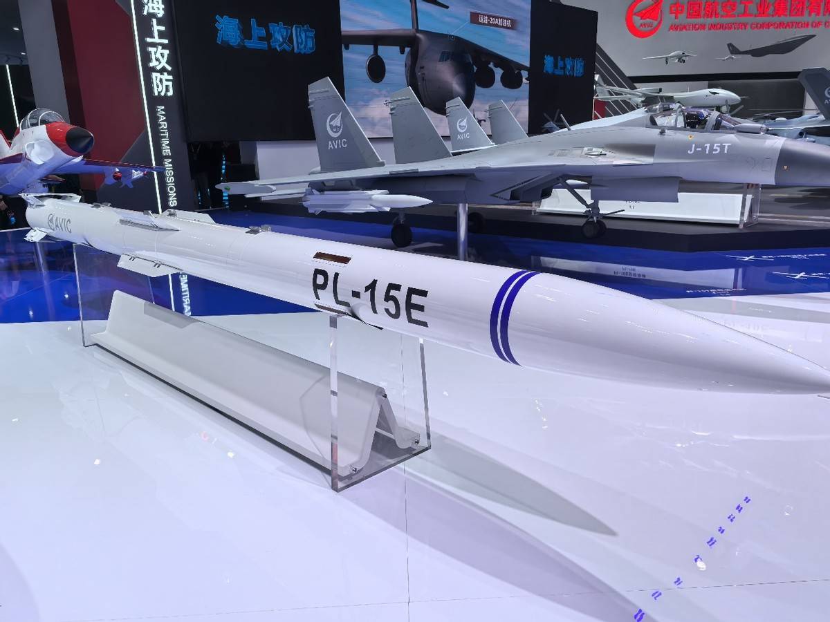 中国空军装备的空对空格斗导弹，技术革新与国防力量提升的关键一环，中国空军装备空对空格斗导弹，技术革新与国防力量提升的核心驱动力