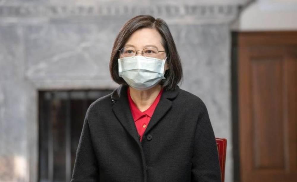 中央新闻发言人毛宁的简历与成就，中央新闻发言人毛宁的生涯轨迹与卓越成就