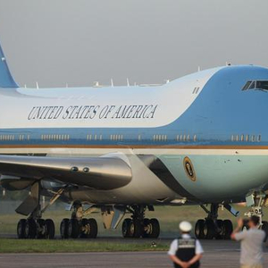 中国空军一号专机的造价，深度解析与透视，中国空军一号专机深度解析，造价与透视揭秘