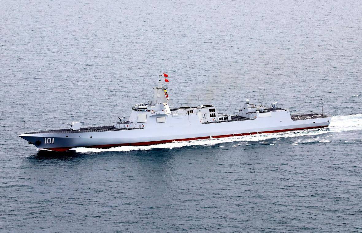 咸阳舰下水，中国海军建设的新里程碑，咸阳舰下水，中国海军建设迈入新里程碑时刻