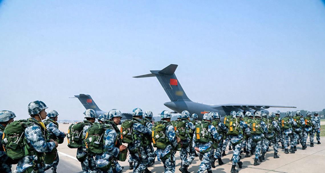 空降兵15军改革，重塑战斗力，迈向新时代，空降兵15军改革重塑战斗力，迈向新时代新征程