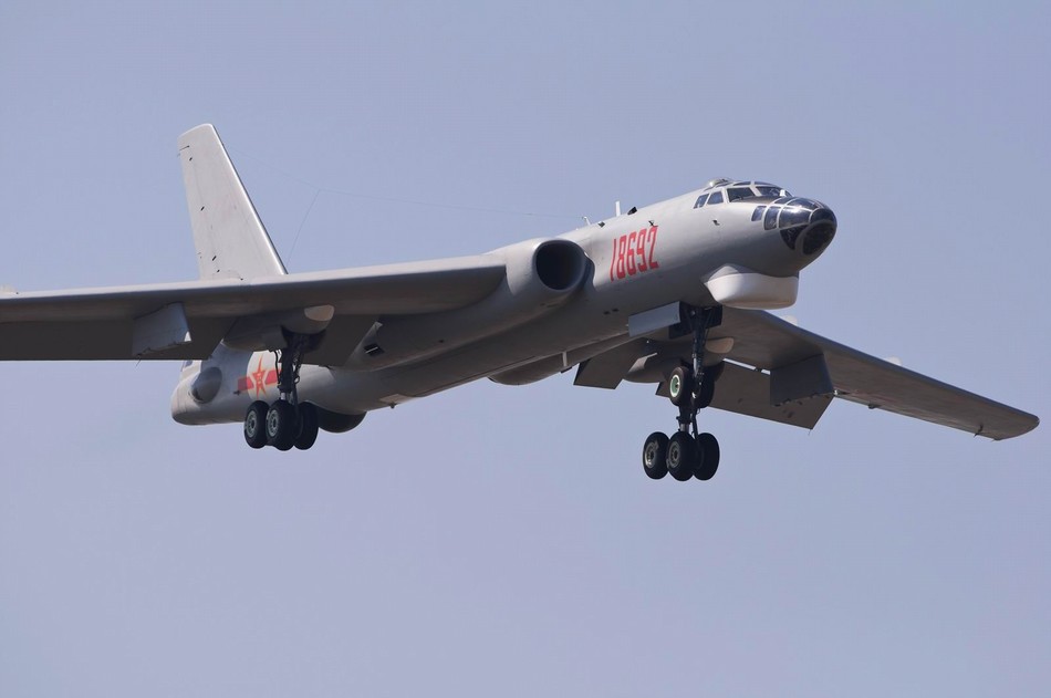 轰6G与轰6J，探索中国新一代远程战略轰炸机的奥秘，中国新一代远程战略轰炸机奥秘揭秘，轰6G与轰6J的探秘之旅